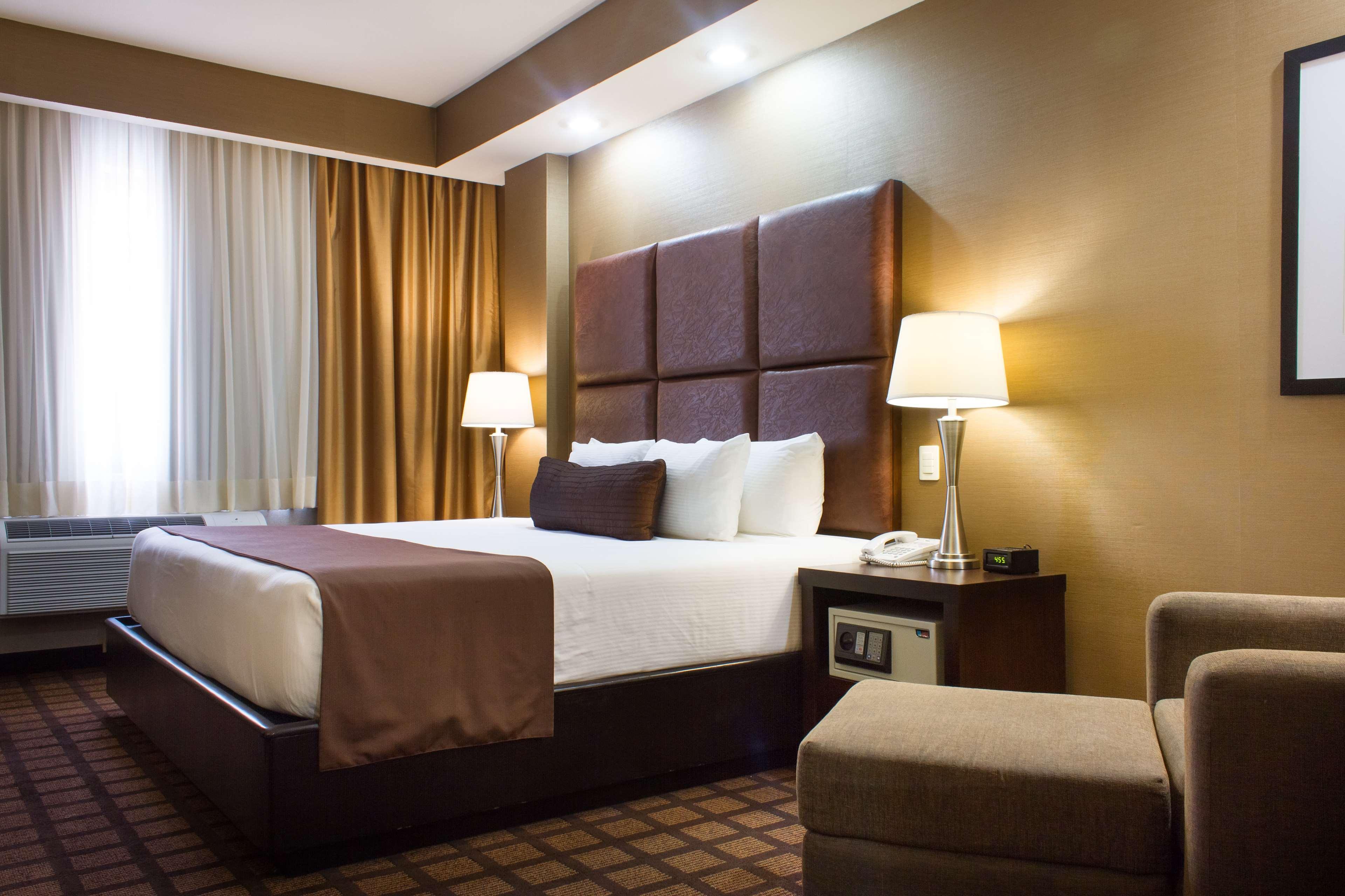 Best Western Premier Monterrey Aeropuerto Apodaca Extérieur photo A typical hotel room