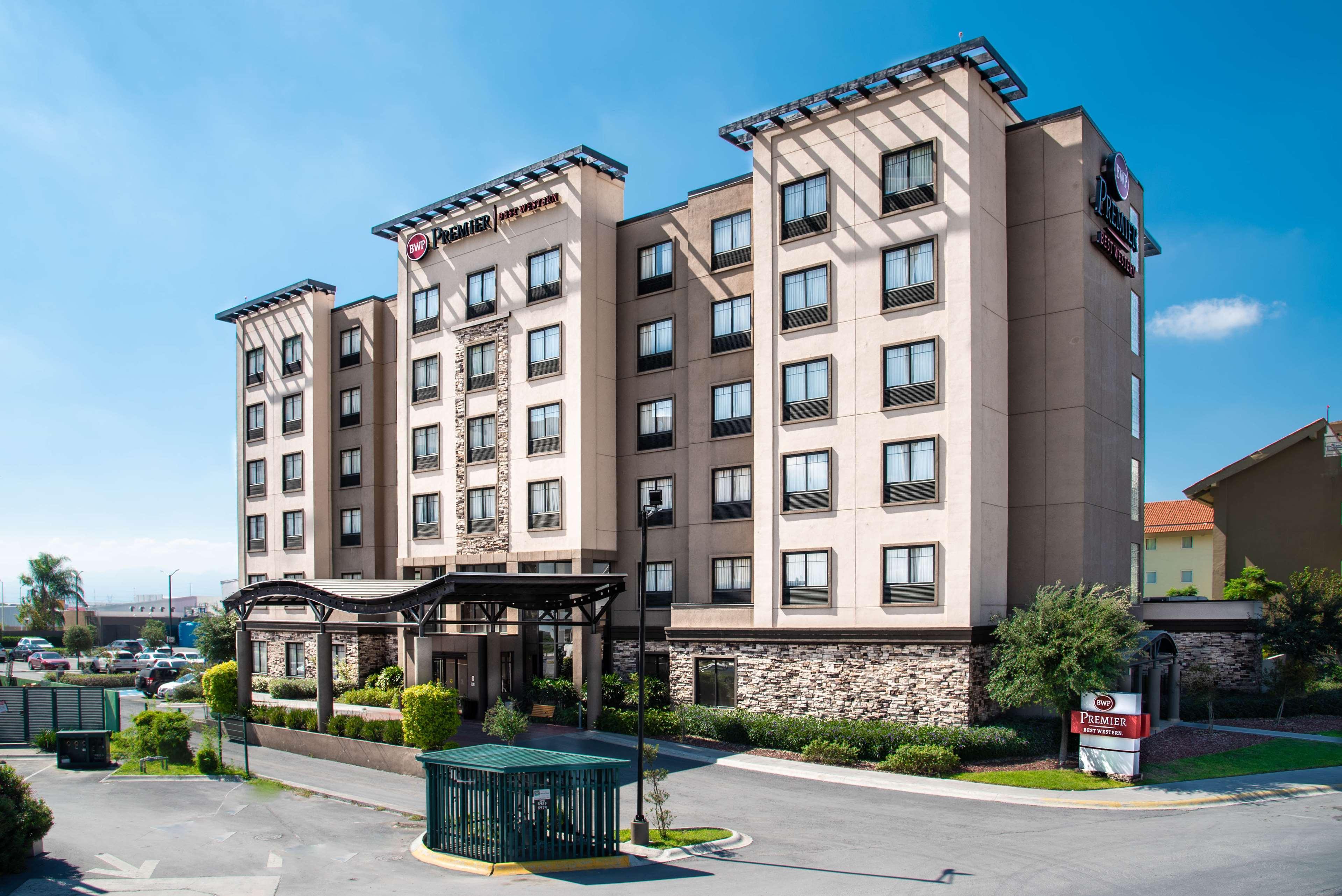 Best Western Premier Monterrey Aeropuerto Apodaca Extérieur photo The hotel in 2012